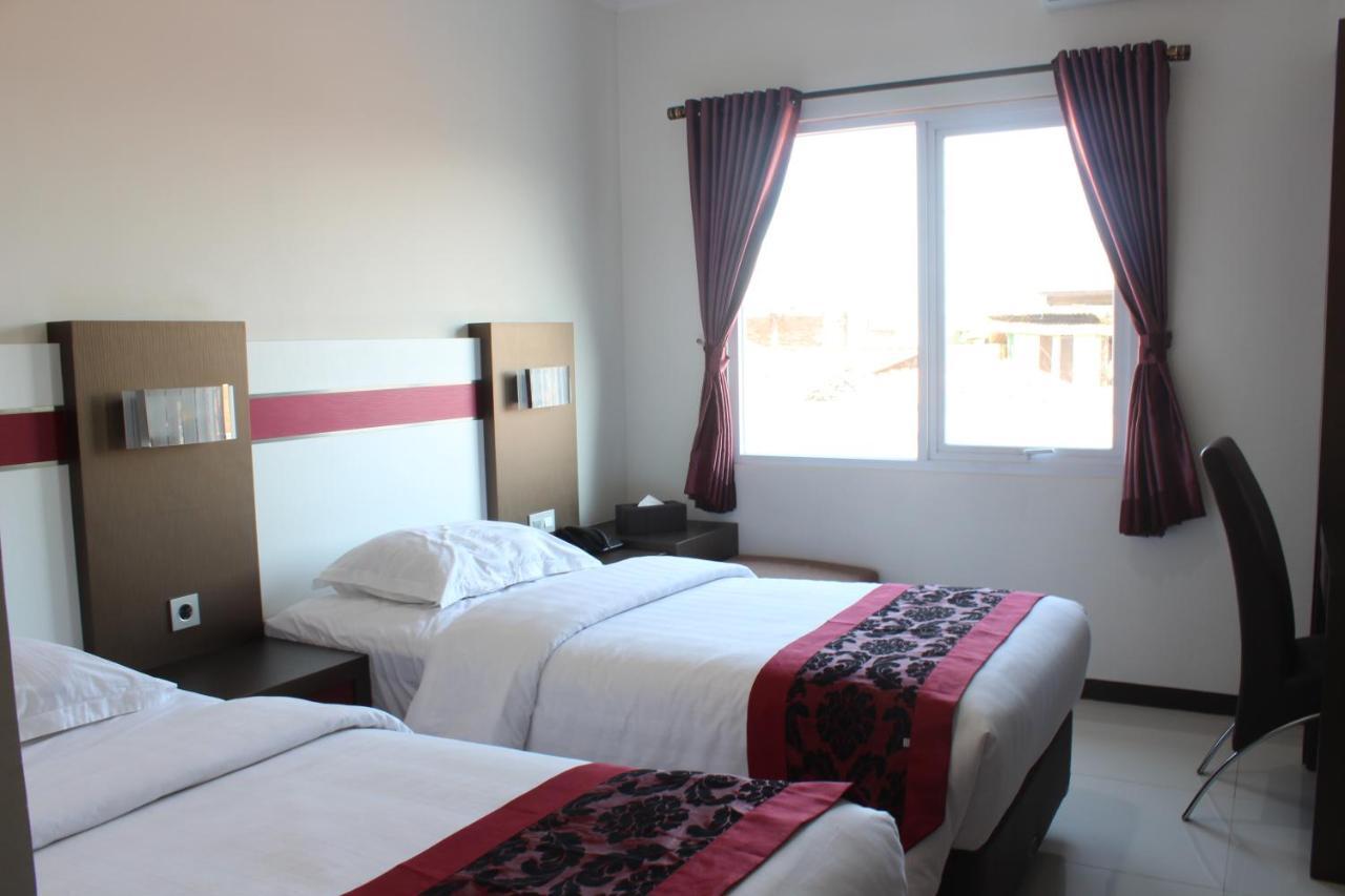 Idea'S Hotel Jalan Ibrahim Aji Bandung Luaran gambar