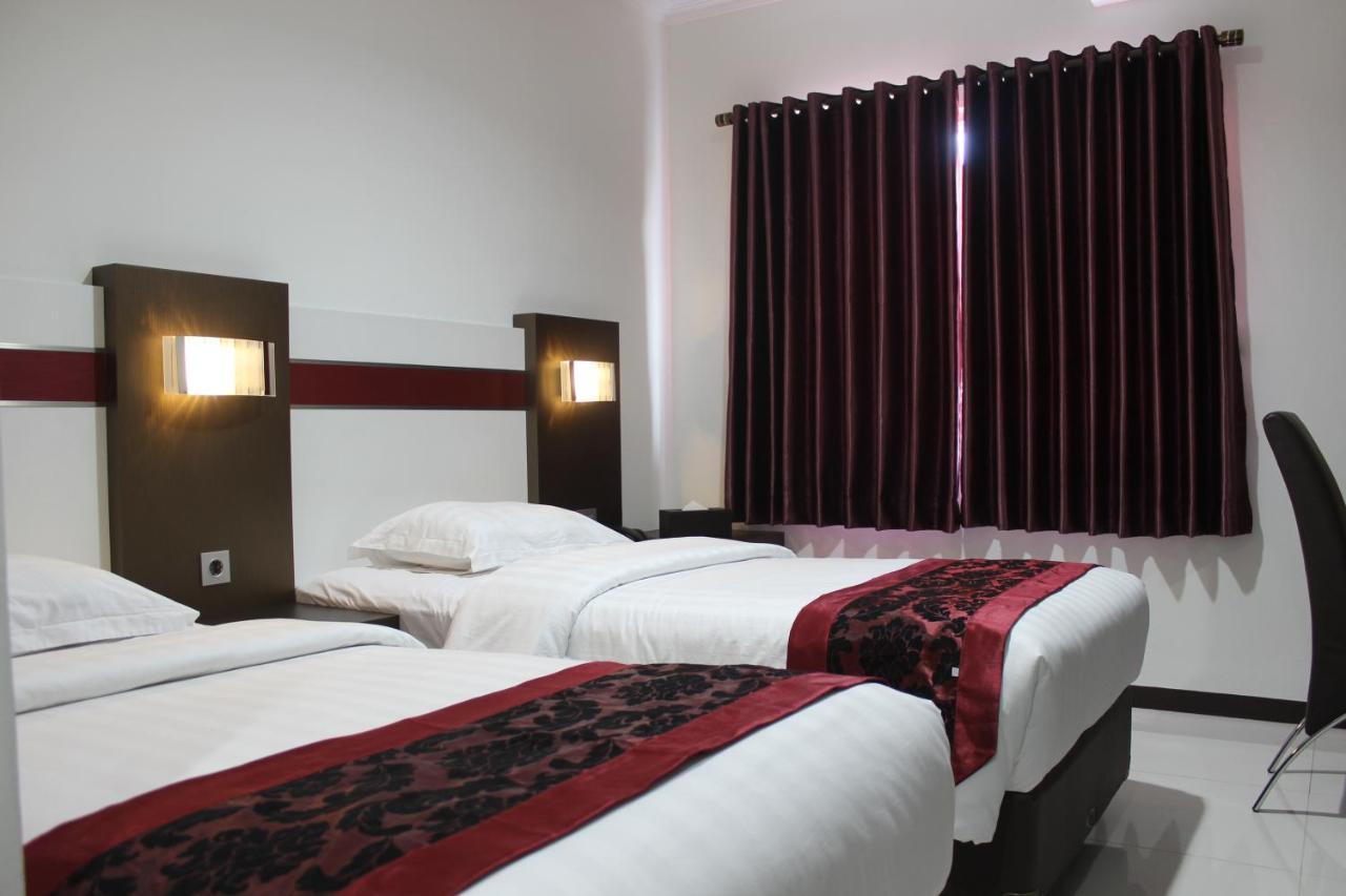 Idea'S Hotel Jalan Ibrahim Aji Bandung Luaran gambar
